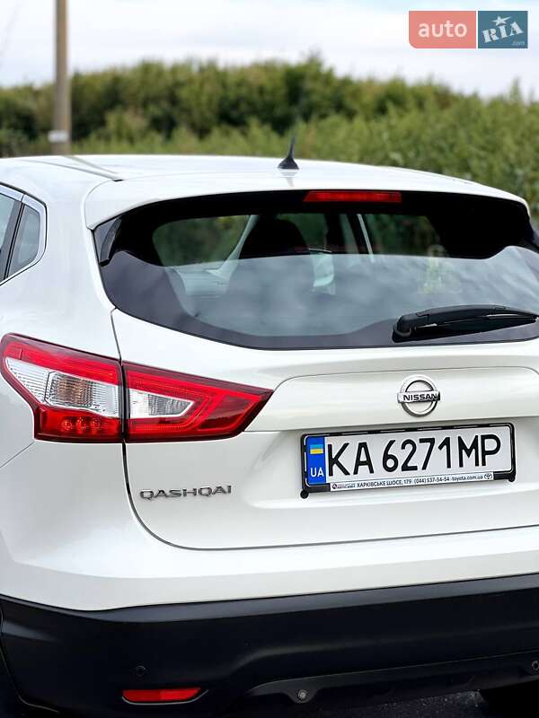 Внедорожник / Кроссовер Nissan Qashqai 2017 в Згуровке