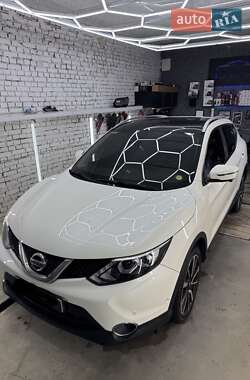 Внедорожник / Кроссовер Nissan Qashqai 2015 в Львове