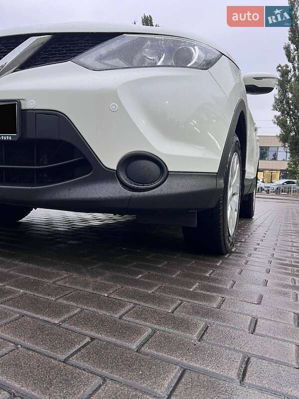 Внедорожник / Кроссовер Nissan Qashqai 2016 в Киеве