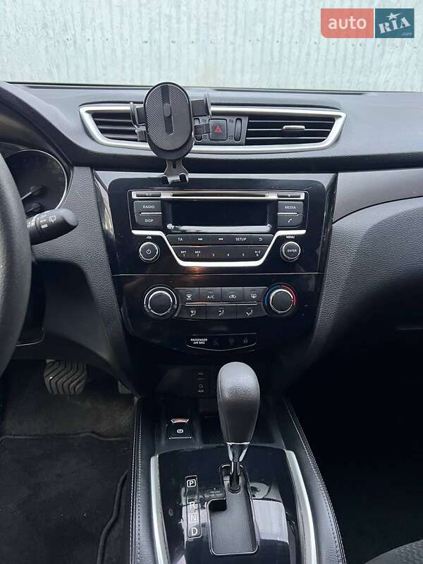 Внедорожник / Кроссовер Nissan Qashqai 2016 в Киеве
