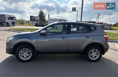 Внедорожник / Кроссовер Nissan Qashqai 2011 в 