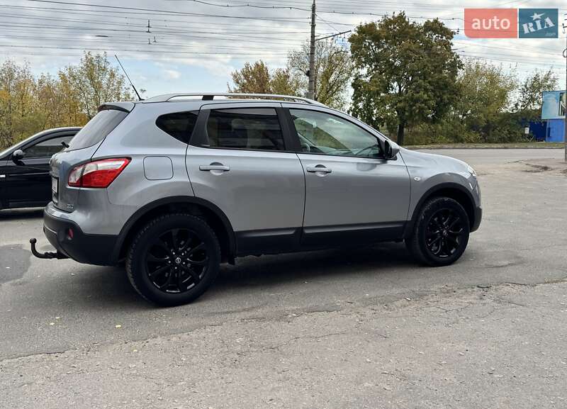 Внедорожник / Кроссовер Nissan Qashqai 2011 в Сумах