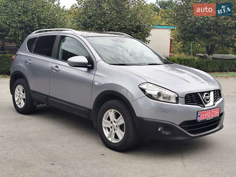 Внедорожник / Кроссовер Nissan Qashqai 2012 в Звягеле