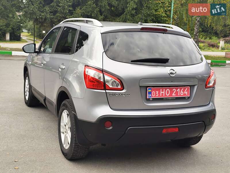 Внедорожник / Кроссовер Nissan Qashqai 2012 в Звягеле