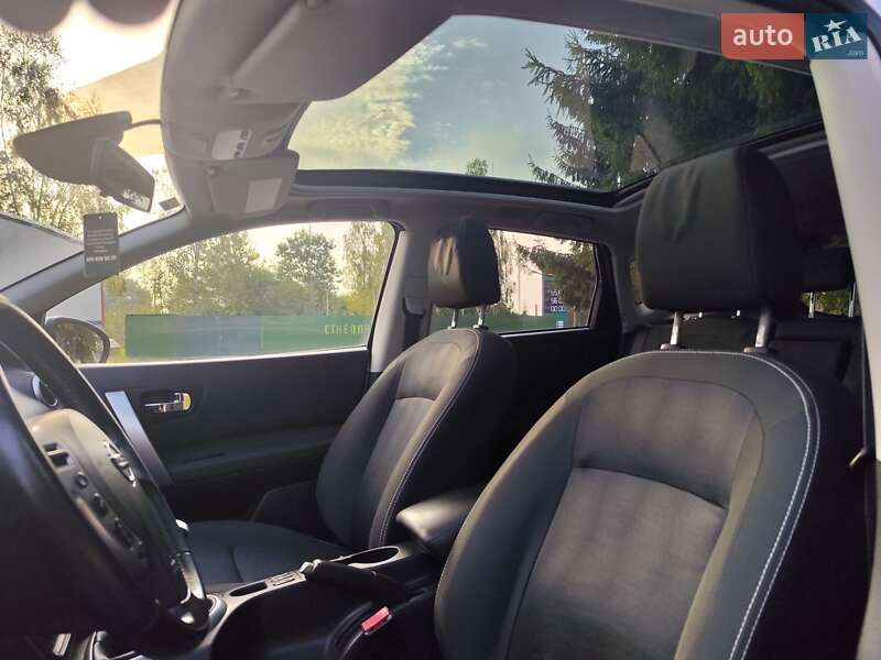 Внедорожник / Кроссовер Nissan Qashqai 2012 в Звягеле