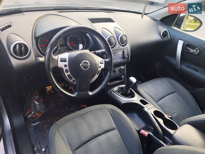 Внедорожник / Кроссовер Nissan Qashqai 2012 в Звягеле
