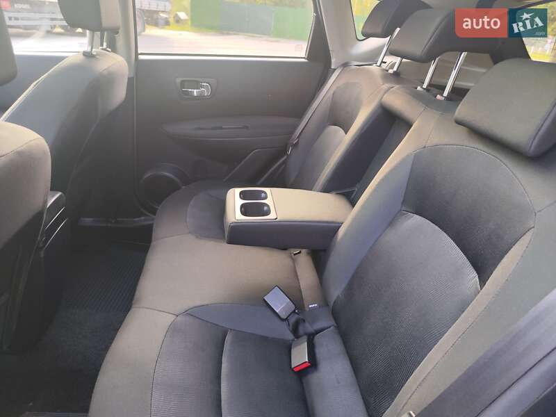 Внедорожник / Кроссовер Nissan Qashqai 2012 в Звягеле