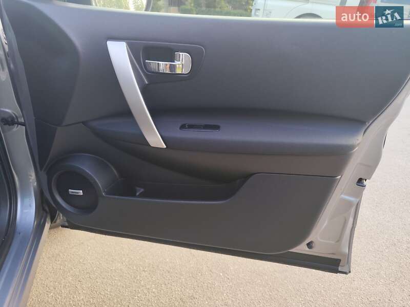 Внедорожник / Кроссовер Nissan Qashqai 2012 в Звягеле