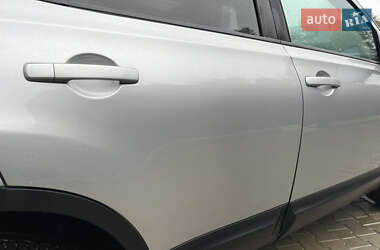 Внедорожник / Кроссовер Nissan Qashqai 2013 в 