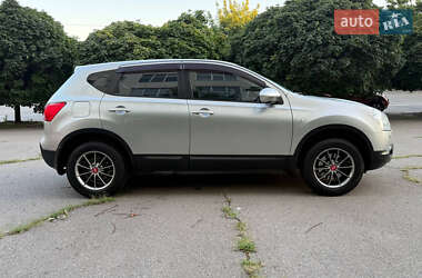 Внедорожник / Кроссовер Nissan Qashqai 2008 в 