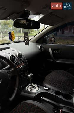Внедорожник / Кроссовер Nissan Qashqai 2008 в 