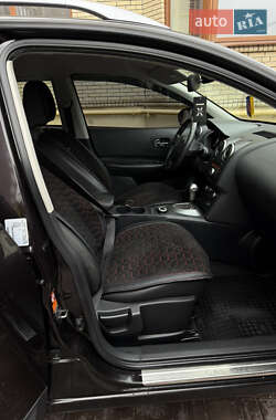 Внедорожник / Кроссовер Nissan Qashqai 2008 в 