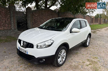 Позашляховик / Кросовер Nissan Qashqai 2012 в Києві