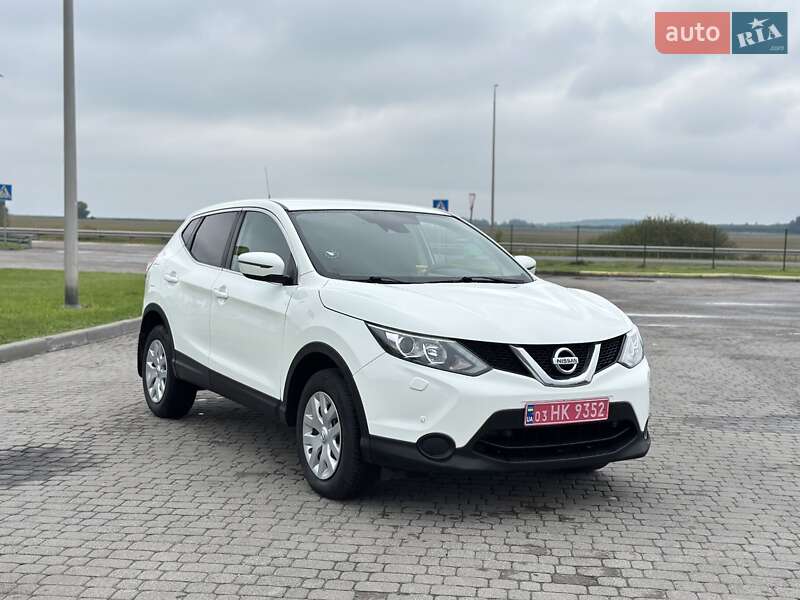 Внедорожник / Кроссовер Nissan Qashqai 2015 в Бродах