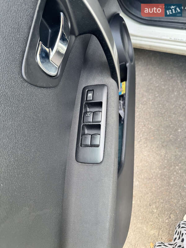 Внедорожник / Кроссовер Nissan Qashqai 2013 в Львове