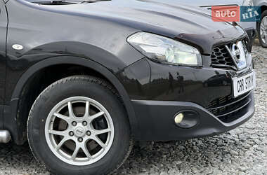 Внедорожник / Кроссовер Nissan Qashqai 2011 в 