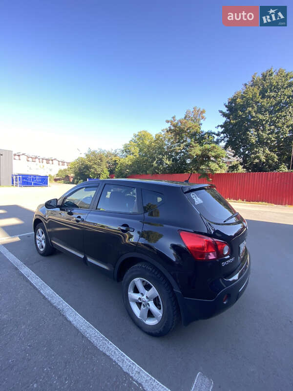 Позашляховик / Кросовер Nissan Qashqai 2010 в Ужгороді фото 3 Позашляховик / Кросовер Nissan Qashqai 2010 в Ужгороді