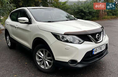Внедорожник / Кроссовер Nissan Qashqai 2015 в Виннице