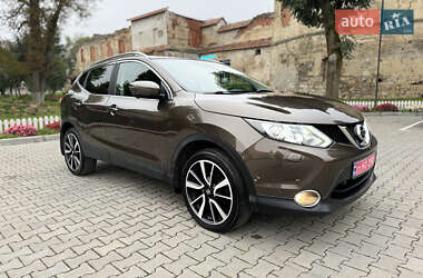 Внедорожник / Кроссовер Nissan Qashqai 2015 в Бережанах