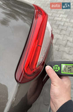 Внедорожник / Кроссовер Nissan Qashqai 2015 в 
