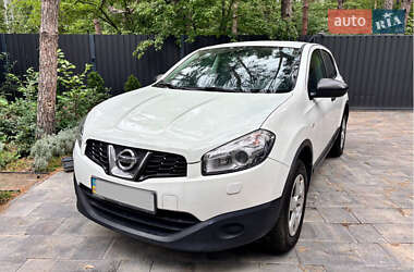 Позашляховик / Кросовер Nissan Qashqai 2012 в Києві