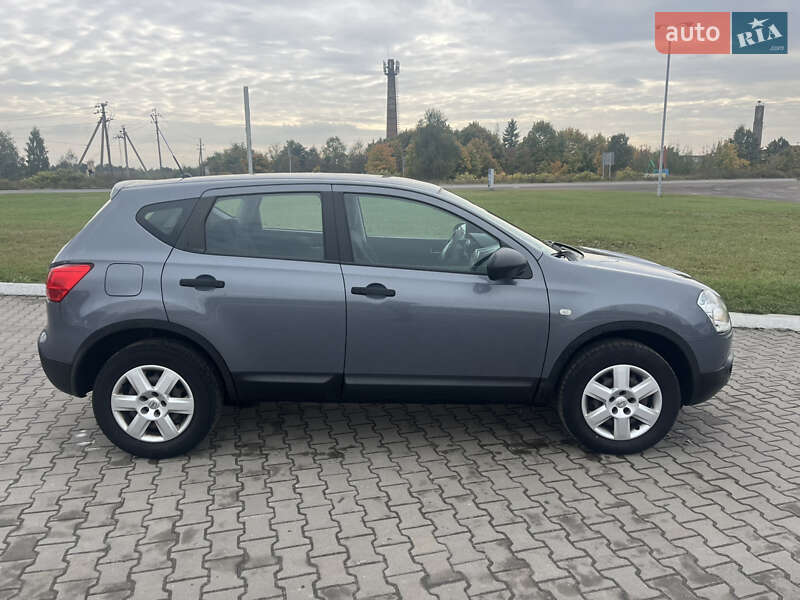 Внедорожник / Кроссовер Nissan Qashqai 2009 в Сарнах