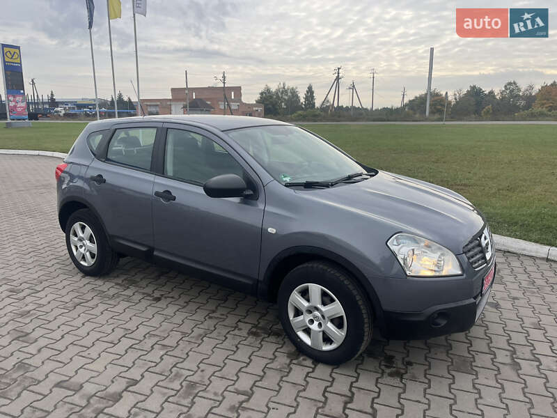Внедорожник / Кроссовер Nissan Qashqai 2009 в Сарнах