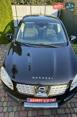 Внедорожник / Кроссовер Nissan Qashqai 2009 в 