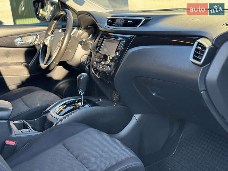 Внедорожник / Кроссовер Nissan Qashqai 2017 в Мукачево