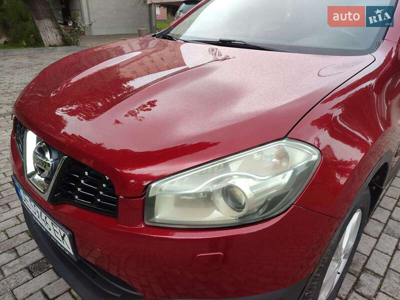 Внедорожник / Кроссовер Nissan Qashqai 2010 в Каменец-Подольском