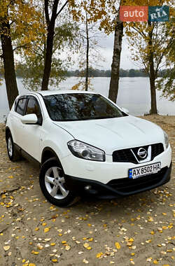 Внедорожник / Кроссовер Nissan Qashqai 2011 в Харькове
