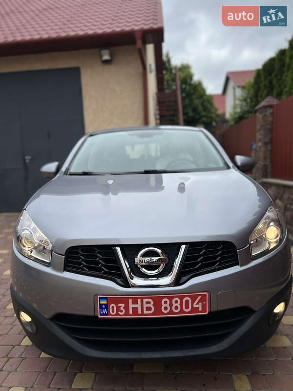 Внедорожник / Кроссовер Nissan Qashqai 2010 в Тернополе