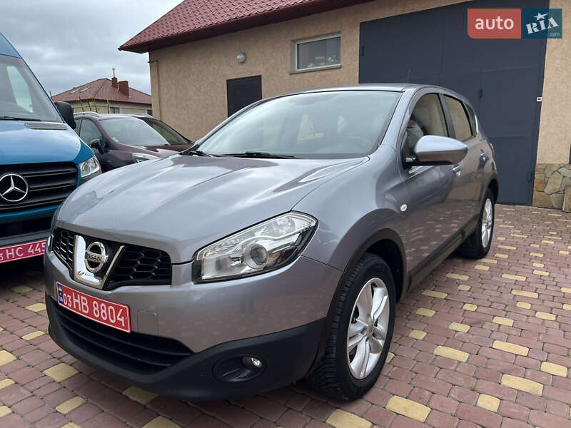 Внедорожник / Кроссовер Nissan Qashqai 2010 в Тернополе