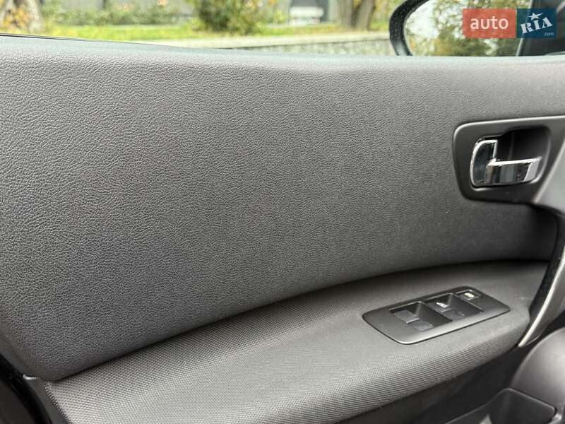 Внедорожник / Кроссовер Nissan Qashqai 2012 в Виннице фото 32 Внедорожник / Кроссовер Nissan Qashqai 2012 в Виннице