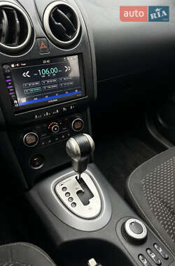 Внедорожник / Кроссовер Nissan Qashqai 2008 в 