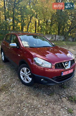 Внедорожник / Кроссовер Nissan Qashqai 2010 в Умани