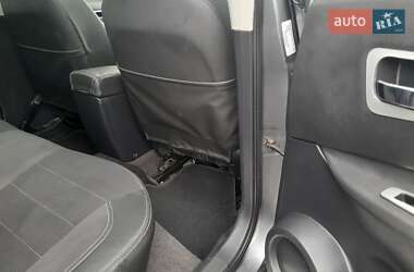 Позашляховик / Кросовер Nissan Qashqai 2012 в 