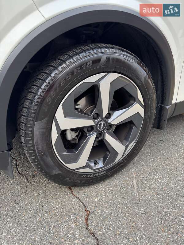 Внедорожник / Кроссовер Nissan Qashqai 2023 в Киеве