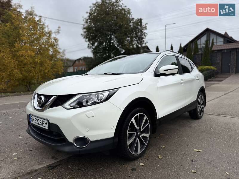 Позашляховик / Кросовер Nissan Qashqai 2017 в Сумах