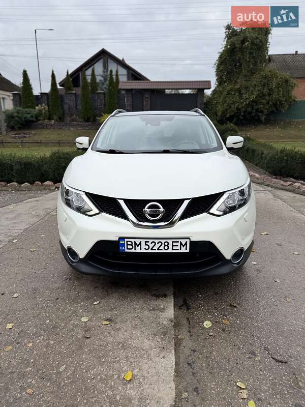 Позашляховик / Кросовер Nissan Qashqai 2017 в Сумах