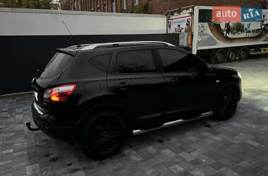 Позашляховик / Кросовер Nissan Qashqai 2011 в  фото 17 Позашляховик / Кросовер Nissan Qashqai 2011 в