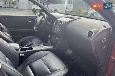 Внедорожник / Кроссовер Nissan Qashqai 2009 в 