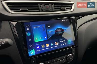 Внедорожник / Кроссовер Nissan Qashqai 2017 в 