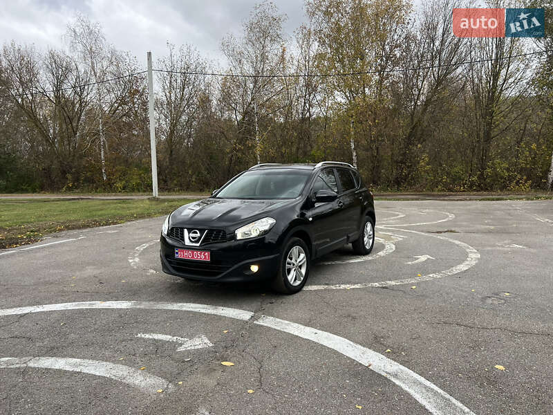 Внедорожник / Кроссовер Nissan Qashqai 2010 в Конотопе