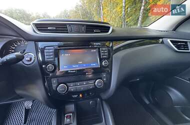 Внедорожник / Кроссовер Nissan Qashqai 2016 в 