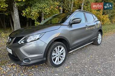 Внедорожник / Кроссовер Nissan Qashqai 2016 в Волочиске