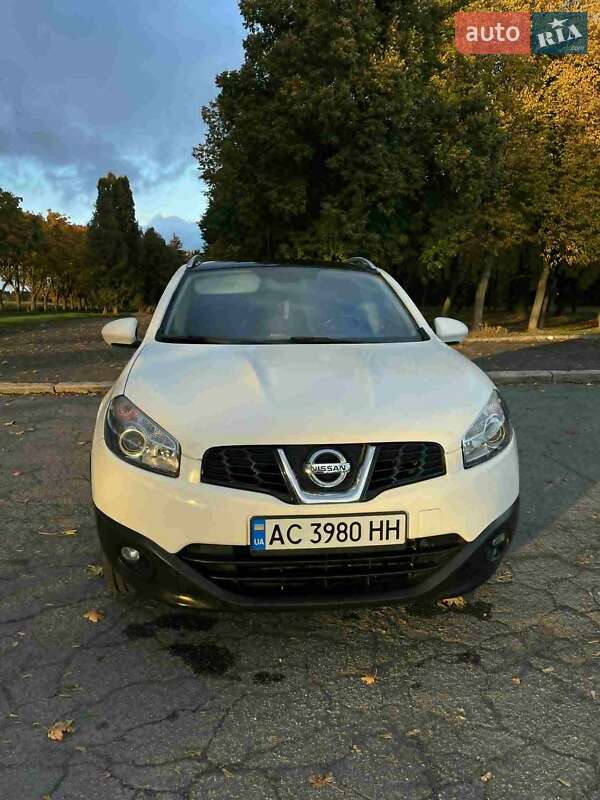 Внедорожник / Кроссовер Nissan Qashqai 2012 в Владимире