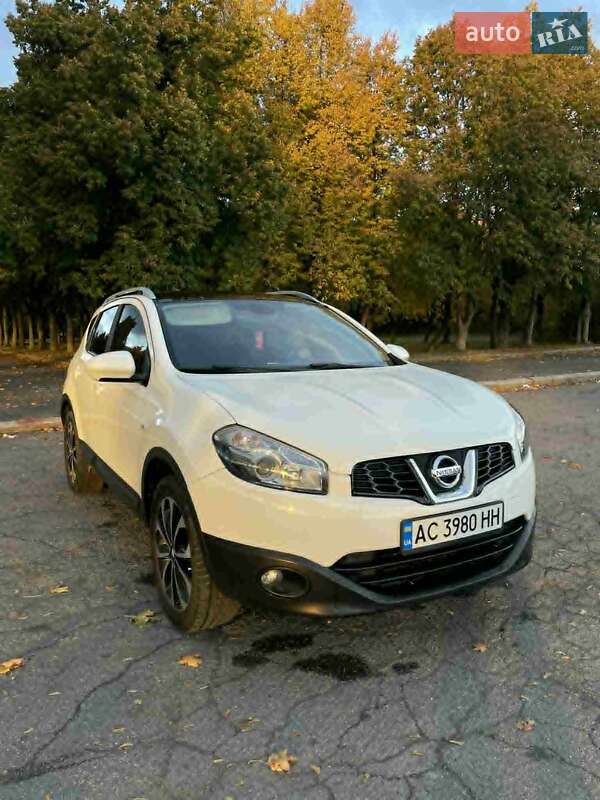 Внедорожник / Кроссовер Nissan Qashqai 2012 в Владимире
