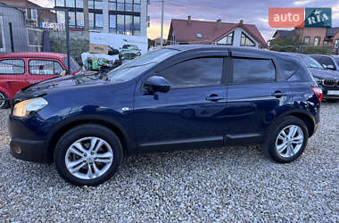 Внедорожник / Кроссовер Nissan Qashqai 2010 в 
