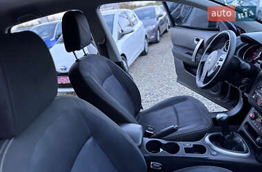 Внедорожник / Кроссовер Nissan Qashqai 2010 в 